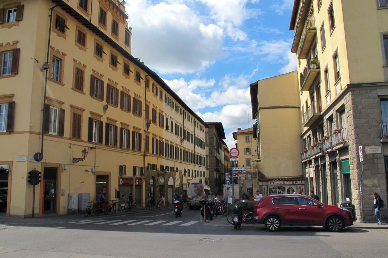 Appartement Luxury central flat river view à Florence Extérieur photo