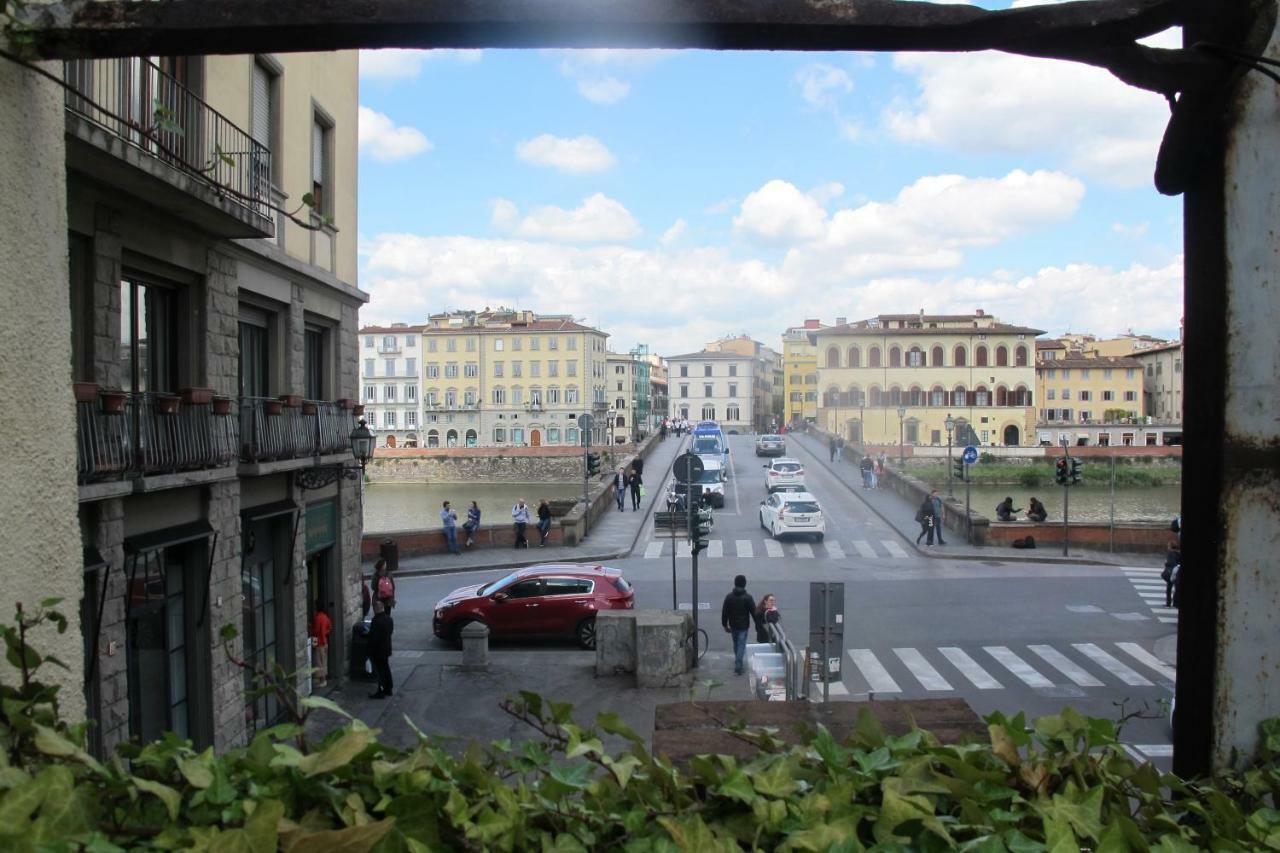 Appartement Luxury central flat river view à Florence Extérieur photo